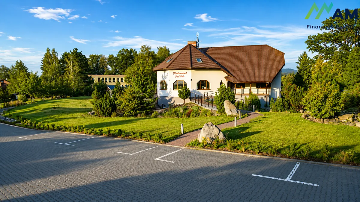 Prodej vily 758 m², pozemek 5020 m²